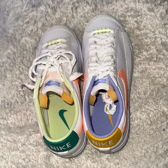 Blazer Low Platform Sneakers - Picture 4 of 5